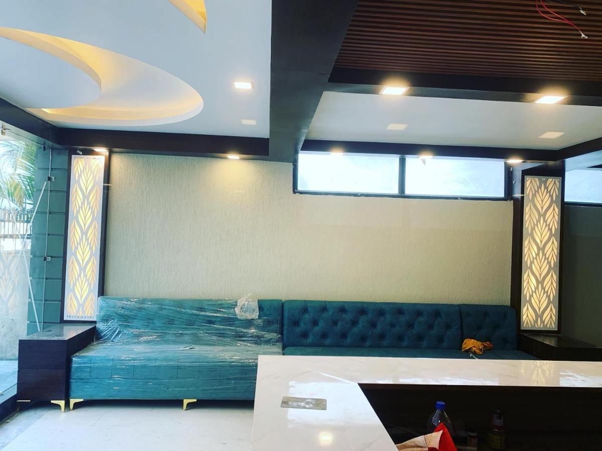 Hotel & Hostel Vimal Ganga リシケーシュ エクステリア 写真