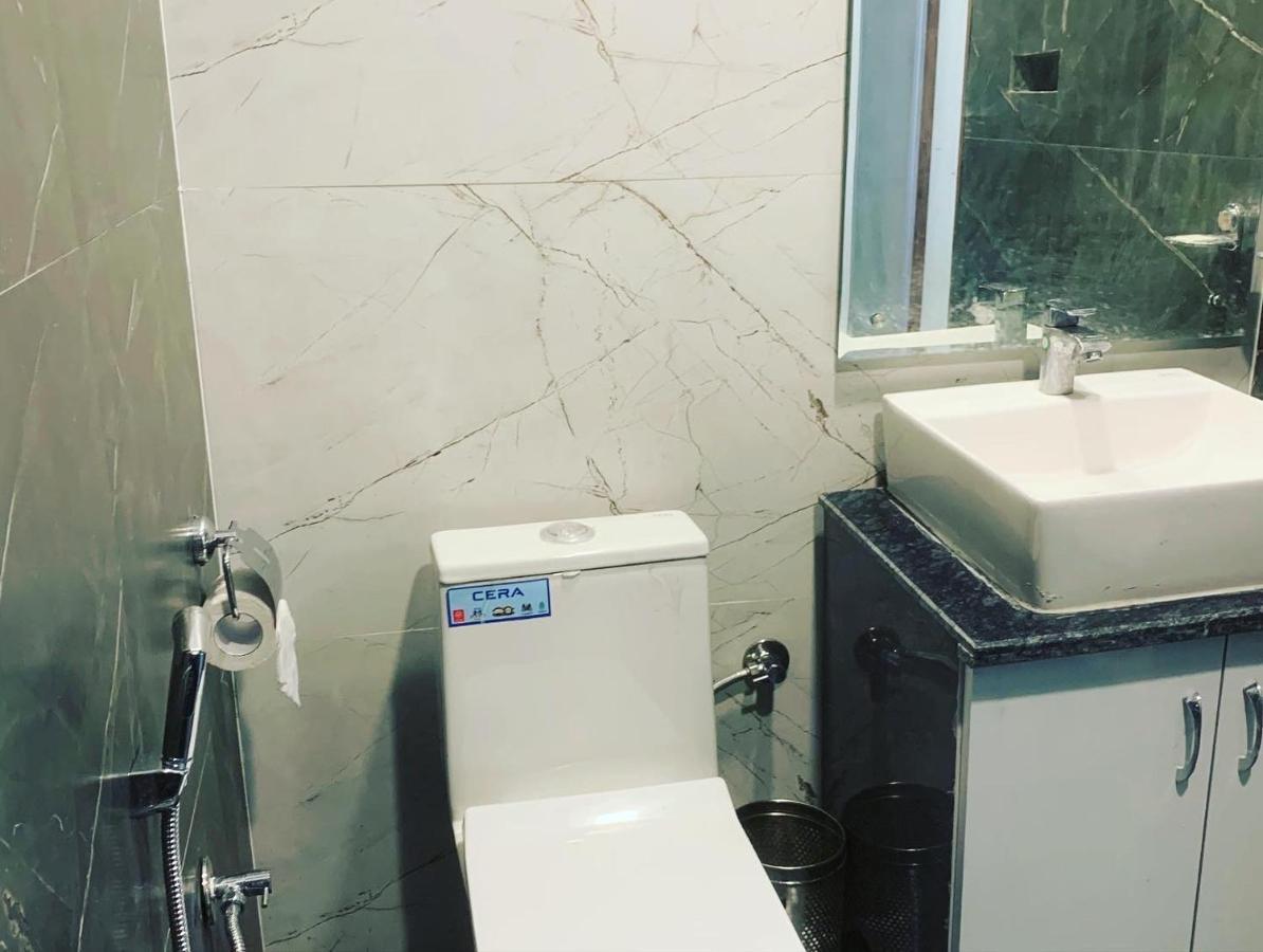 Hotel & Hostel Vimal Ganga リシケーシュ エクステリア 写真
