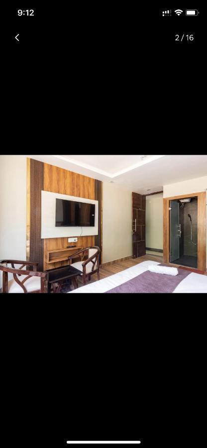 Hotel & Hostel Vimal Ganga リシケーシュ エクステリア 写真