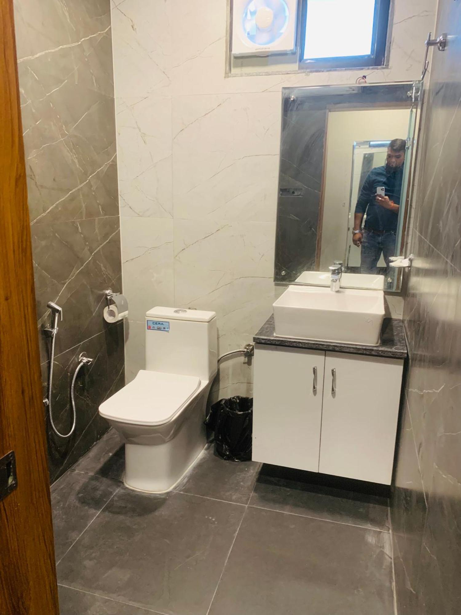 Hotel & Hostel Vimal Ganga リシケーシュ エクステリア 写真