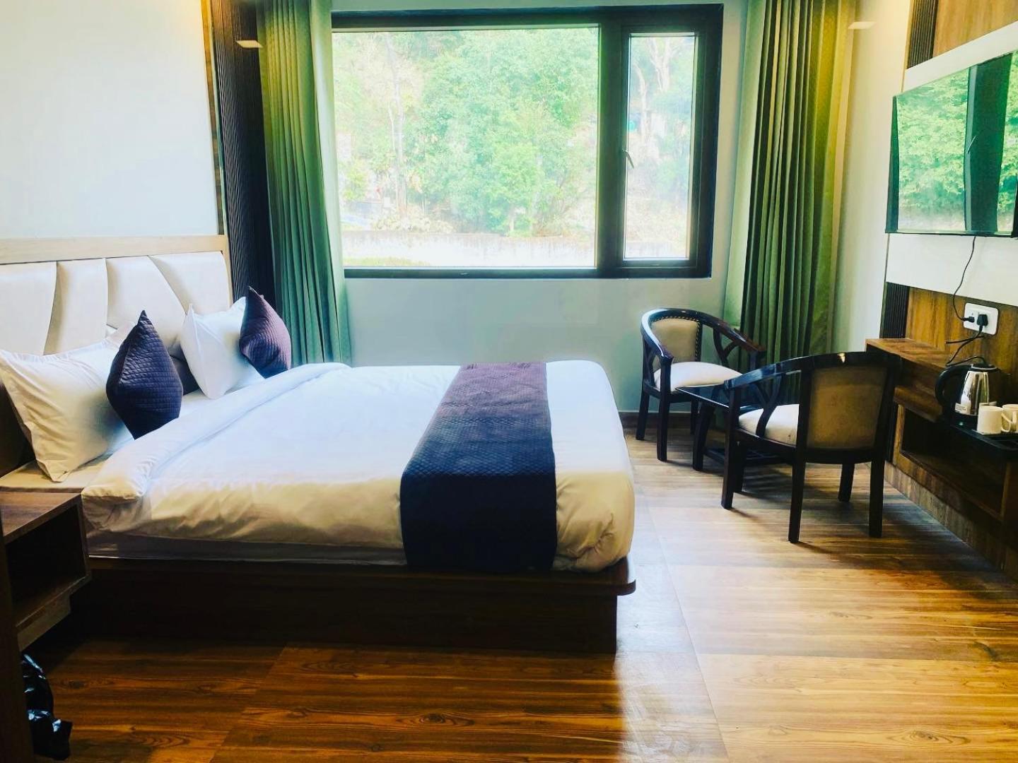 Hotel & Hostel Vimal Ganga リシケーシュ エクステリア 写真
