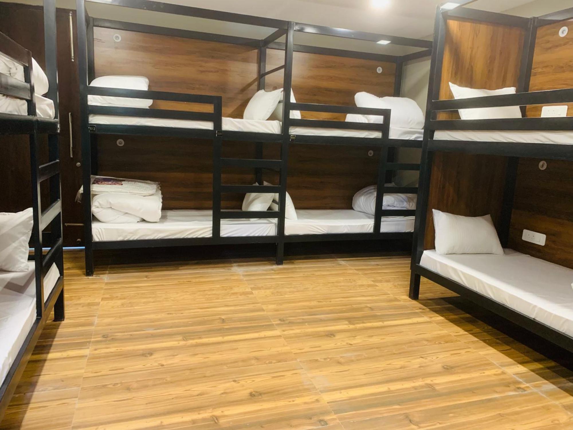 Hotel & Hostel Vimal Ganga リシケーシュ エクステリア 写真